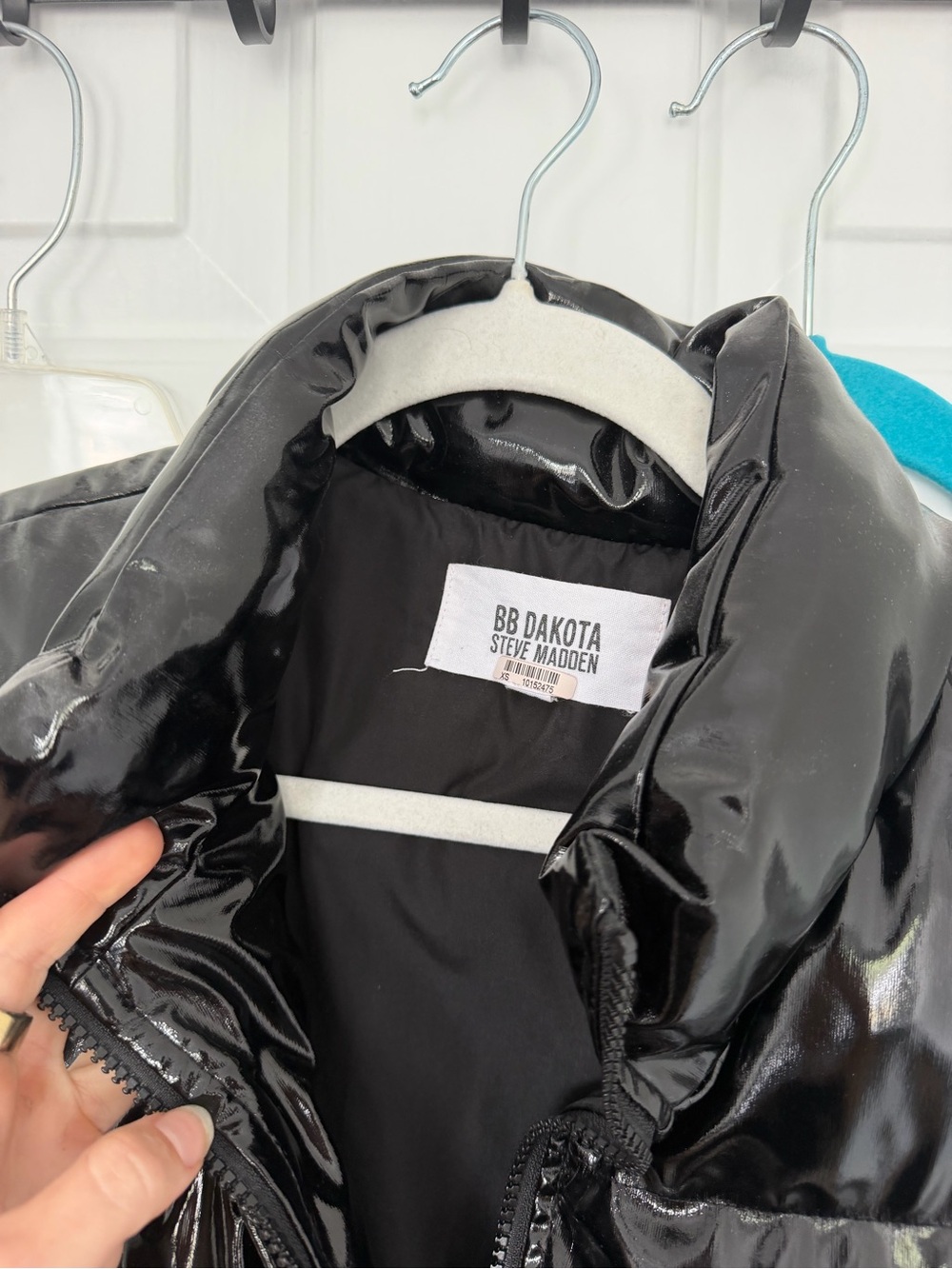 BB Dakota Glossy Black Puffer Vest - Kids - Picture 2 of 3